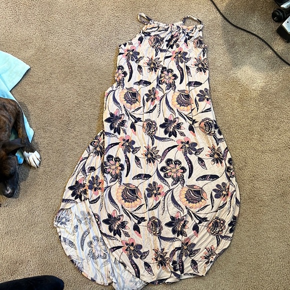 Maurices Dresses & Skirts - Floral 3x maxi dress from Maurice’s with pockets